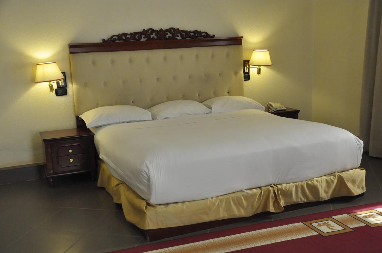 Palace Hotel 瓦加杜古 外观 照片